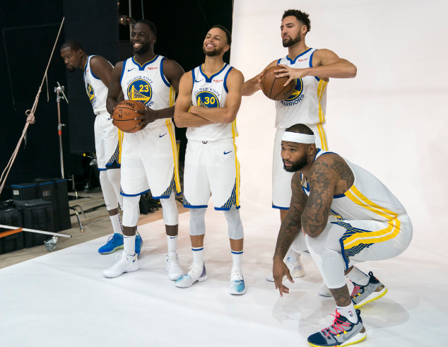 开云体育-转折点里昂战术微调，荷甲今晨攻防权衡，球迷炸锅，医务组通报恢复(只要物体发生形变就一定有弹力)