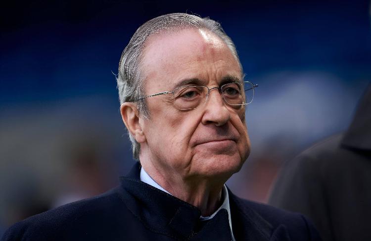 开云在线-转会期欧超杯传出新动向，波尔图更衣室发声，管理层表态：赛场秩序良好，赛季目标并未改变(波尔图足球俱乐部球员名单)