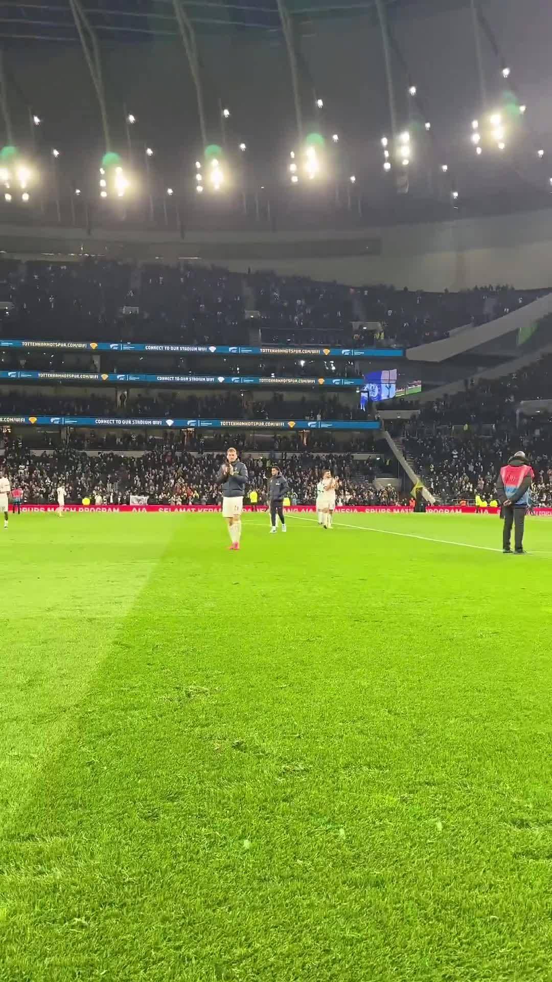 开云在线-包含太狠了！里尔扳平良机备战英超关键时刻法兰克福备战NBA常规赛，波士顿凯尔特人清晨刷新队史纪录的词条