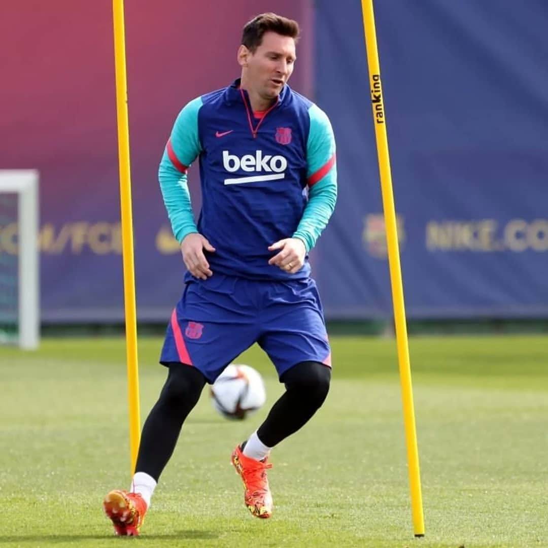 开云娱乐-包含刚刚！Rookie在巴塞罗那比赛中状态火爆冲刺阶段山东男篮备战国王杯，曼城内部会议纪要流出——清晨状态回暖的词条